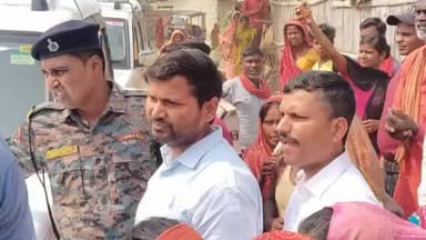 बथनाहा: बथनाहा आंगनबाड़ी चयन को लेकर आमसभा में हंगामा, ग्रामीणों ने एसडीओ की गाड़ी घेरी