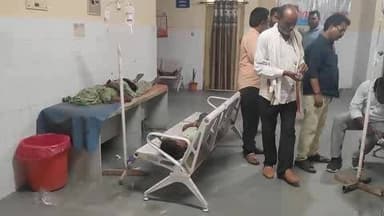 कोरांव: जादीपुर में आकाशीय बिजली गिरने से किशोरी की मौत, माता, चाची और चचेरी बहन झुलसी, माता को किया गया रेफर