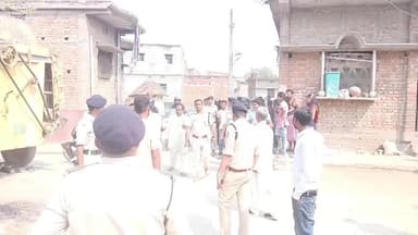 बैरिया: बैरिया में नाबालिग अपहरण मामले में 9 नामजद व 90 अज्ञात पर FIR, युवती बरामद, चार गिरफ्तार