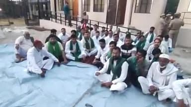 बुढ़ाना: उड़ीसा में भारतीय किसान यूनियन के राष्ट्रीय प्रवक्ता राकेश टिकैत की गिरफ्तारी पर किसानों ने थानों में दिया धरना