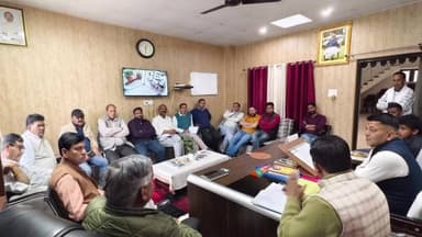 चम्पावत: भाजपा कार्यालय में मुख्यमंत्री पुष्कर सिंह धामी के लिए 31 मार्च मंगलवार को प्रस्तावित कार्यक्रम की तैयारी