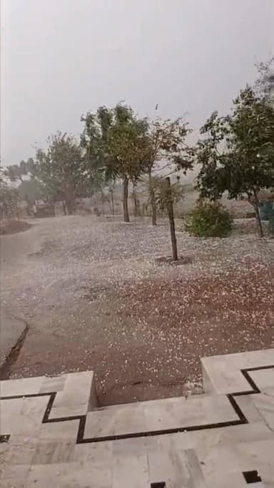 ओलावृष्टि बालेसर में