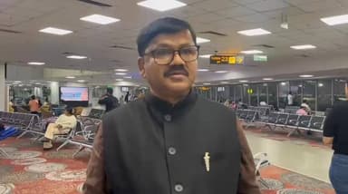 मौलाना अब्दुल्ला सालिम चतुर्वेदी की नाटकीय ढंग से गिरफ्तारी बेहद अफसोसनाक :मुजाहिद आलम पूर्व विधायक
#biharnewstoday #...