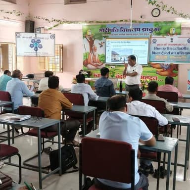 जनगणना 2027 हेतु फील्ड ट्रेनर्स के द्वितीय बैच का प्रशिक्षण प्रारंभ
जिले में जनगणना 2027 के कार्यों के सफल, सुव्यवस्थित...