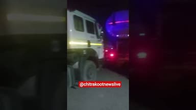 चित्रकूट:- राजपुर में लगा भयानक जाम जिम्मेदार लापता काफी देर से लगा भयानक जाम ! #viralnews #newslive