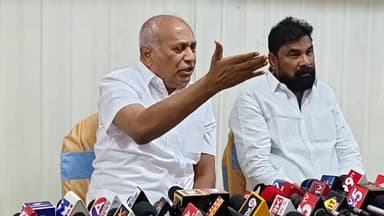 గుంటూరు: కేంద్ర, రాష్ట్ర ప్రభుత్వాలపై సంచలన వ్యాఖ్యలు చేసిన మాజీ కేంద్రమంత్రి చింతా మోహన్