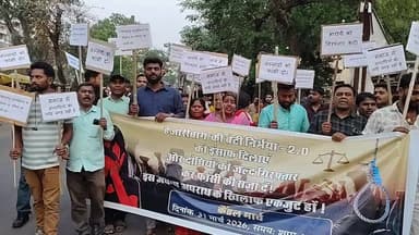 विष्णुगढ़ की मासूम बेटी की दरिंदगी के साथ निर्मल हत्या को न्याय दिलाने को लेकर छात्रों का विरोध प्रदर्शन
#justice #Just...