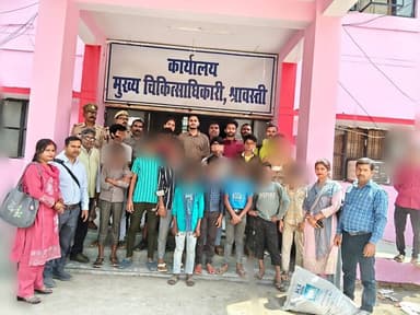 #SP_Shravasti श्री राहुल भाटी के निर्देशन में मिशन शक्ति फेज-05 (द्वितीय चरण) के तहत AHT/SJPU थाना पुलिस की सघन कार्रवाई...