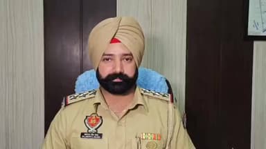 ਅੰਮ੍ਰਿਤਸਰ 2: ਸ੍ਰੀ ਹਰਿਮੰਦਰ ਸਾਹਿਬ ਦੇ ਨਜਦੀਕ ਨਿੱਜੀ ਹੋਟਲ ਵਿੱਚ ਇੱਕ ਲੜਕੀ ਦੀ ਮਿਲੀ ਡੈਡ ਬਾਡੀ ਪੁਲਿਸ ਕਰ ਰਹੀ ਹੈ ਮਾਮਲੇ ਦੀ ਜਾਂਚ