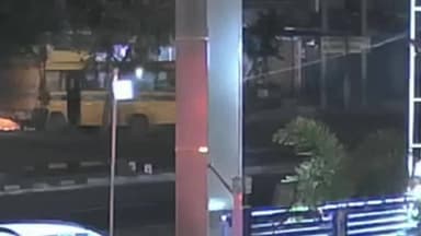 चिड़ावा: चिड़ावा में कुछ सेकंड के फासले से टली मौत, बस को बचाने के चक्कर में बेकाबू ट्रोले ने बोलेरो को रौंदा