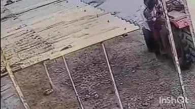 बालेसर: उटांबर गांव में दुकानों के आगे बेहोश हालत में मिली महिला