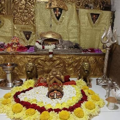 🚩🚩🚩🌹🌺🌺 ॥ ॐ ऐं ह्रीं क्लीं चामुण्डायै विच्चैः॥ 🌹🌺🌺🏵️🌸💐💐🍁🍁🍁 (माँ कालका के आज के श्रृंगार दर्शन)। व (मनसा देवी) जय माँ काली...