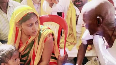 😭📢 बबलू हत्याकांड: मंत्री के सामने फूट-फूट कर रो पड़े बुजुर्ग बाबा#बबलूहत्याकांड #ओमप्रकाशराजभर #Barabanki