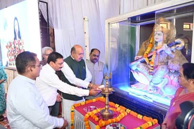 जिला स्तरीय प्रवेशोत्सव एवं “स्कूल चले हम” कार्यक्रम का आयोजन शासकीय पंडित लज्जा शंकर झा उत्कृष्ट उच्चतर माध्यमिक विद्या...