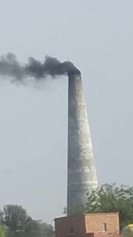 उ प्र प्रतापगढ पट्टी तहसील के बेलसंडी गांव में रूस्तम अली द्वारा गुंडई दबंगई के बल अवैध ईंट उधोग का संचालन जारी