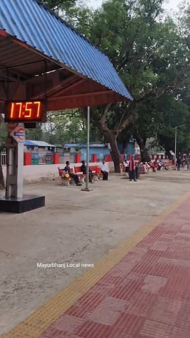 *BARIPADA to BANGRIPOSI*
DMU train journey......