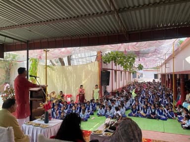 ▫️जिला स्तरीय विद्यालय प्रवेशोत्सव कार्यक्रम का धूमधाम से किया गया आयोजन,
▫️कक्षा 1 में लगभग 94% बच्चों का प्रवेश सुनिश्...