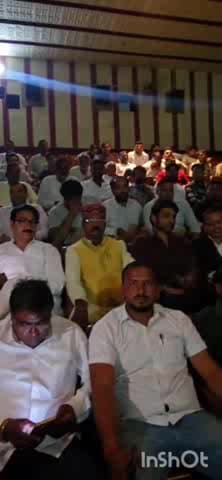 नगर के किरन सिनेमा घर में भाजपा के क्षेत्रीय विधायक ने पार्टी कार्यकर्ताओं के साथ देखी 'धुरंधर 2' फिल्म