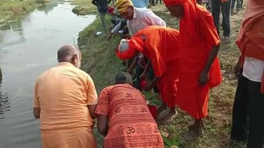 आखंड पूजा जलभरि यात्रा समारोह कुंडा टोला महावीर बिगहा