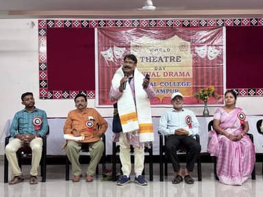 ପଦ୍ମପୁର ଅଞ୍ଚଳ ମହାବିଦ୍ୟାଳୟରେ #ବିଶ୍ୱ_ନାଟ୍ୟ_ଦିବସ ଓ ବାର୍ଷିକ ନାଟ୍ୟ ସମାରୋହ ଅନୁଷ୍ଠିତ
କଳା ଓ ସଂସ୍କୃତିର ଅନନ୍ୟ କେନ୍ଦ୍ର ପଦ୍ମପୁର ସ୍ଥ...