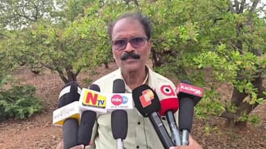 ନବରଙ୍ଗପୁର ପୋଲିସ ଷ୍ଟେସନ: ମକା କାରଖାନା ଯୋଗୁଁ ମରୁଛନ୍ତି ଗାଈଗୋରୁ ବୋଲି ବାମୁଣୀ ଗାଁରେ ଅଭିଯୋଗ କଲେ ସ୍ଥାନୀୟ ବାସିନ୍ଦା ପ୍ରଦୀପ ଭୂୟାଁ