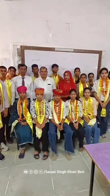 12th विज्ञान वर्ग में रामस्नेही उच्च माध्यमिक विद्यालय बालेसर सत्ता से भावना कंवर 98.20% बने !