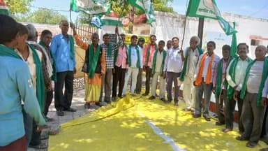 भाकियू भानू संगठन की मासिक बैठक समेसी पंचयात भवन मे हुई सम्पन
रिपोर्ट -सतगुर प्रसाद