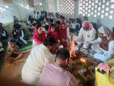 सरस्वती शिशु मंदिर में नया सत्र शुरू, वंदना सभा और हवन पूजन से हुई शुरुआत
.
#हरदोई: कोथावां क्षेत्र के उमरारी गांव स्थित...