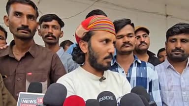 भजन गायक छोटूसिंह रावणा ने MLA भाटी को दी चेतावनी,बोले-अब आर पार की लड़ाई।
Chotu Singh Rawna