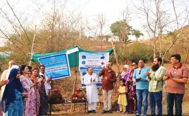 जल गंगा संवर्धन अभियान :
छिंदवाड़ा के प्रेरणा नगर में ‘जल मंदिर’ बनाकर सेवा की दी मिसाल
राहगीरों को मिल रही शीतल जल से...