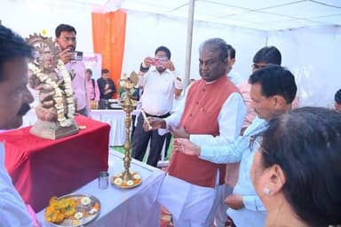 स्कूल चले हम अभियान के तहत रायसेन में जिला स्तरीय प्रवेश उत्सव कार्यक्रम सम्पन्न
–––
–––
नवीन शिक्षण सत्र वर्ष 2026-2...