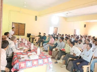 सुविधाजनक उर्वरक वितरण के लिए ई-विकास प्रणाली शुरू
-----
#श्योपुर-/ कलेक्टर एवं जिला मजिस्ट्रेट श्री अर्पित वर्मा के मा...