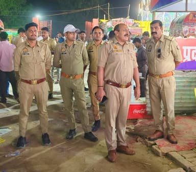 #SitapurPolice थाना महमूदाबाद पुलिस द्वारा अपराध नियंत्रण, शांति/सुरक्षा एवं कानून व्यवस्था तथा जनमानस में सुरक्षा की भा...