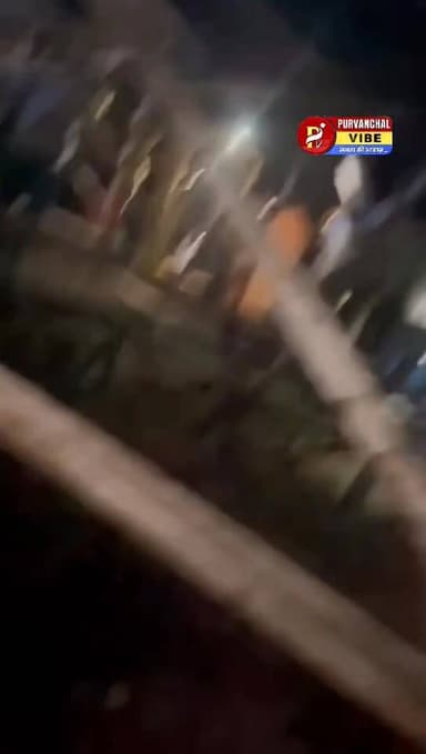 🚨 ब्रेकिंग न्यूज | कुशीनगर 🚨
कुशीनगर जिले से एक बड़ी खबर सामने आ रही है, जहां मेले में लगा झूला अचानक टूटने से बड़ा हादस...