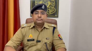 जनपद फतेहगढ़ के थाना अमृतपुर में युवक की हत्या के प्रकरण में लापरवाही बरतने पर संबंधित पुलिस कर्मियों के निलम्बन के सम्ब...