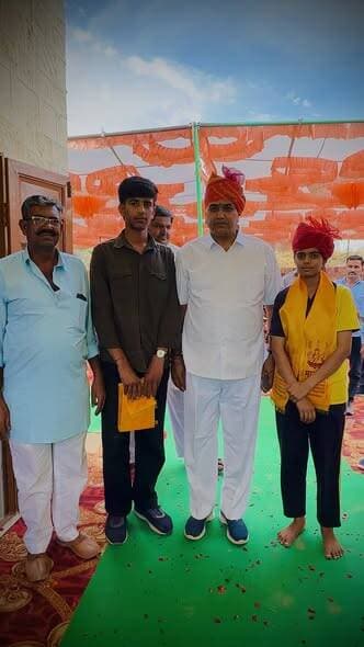 #रायसर_के_होनहारों_का_जलवा:,12वीं बोर्ड परीक्षा में भाई-बहन ने लहराया सफलता का परचम
रायसर राजस्थान माध्यमिक शिक्षा बोर्...