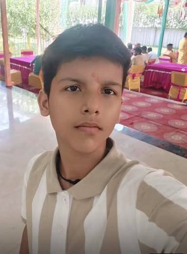 कृपया मदद करें, गुलशुदा बच्चे की तलाश
अधिक से अधिक शेयर करें
दिनांक 26.03.2026 की सुबह से श्री संजय रतूड़ी का पुत्र आ...