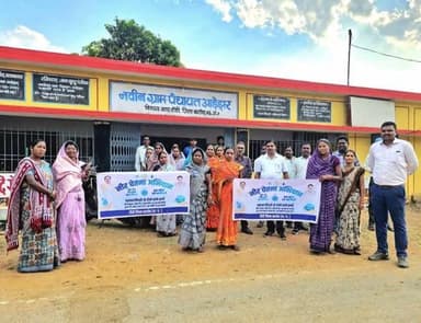 नीर चेतना अभियान : जिले के डौंडी विकासखंड के विभिन्न ग्रामों में ग्रामीणों और स्कूली विद्यार्थियों ने जल संरक्षण हेतु लो...