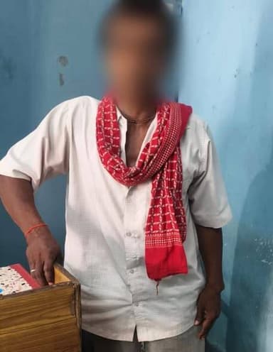 हुलासगंज बाजार से 240 ग्राम गांजा के साथ एक गिरफ्तार, पुलिस कर रही आगे की कार्रवाई
जहानाबाद:
जिले के हुलासगंज थाना पुलि...