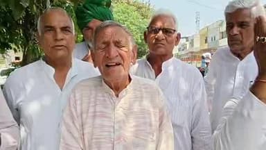 रोहतक: इनेलो नेता अभय सिंह चौटाला का बयान, कार्यकर्ता व नेता करेंगे किसानों की समस्या का समाधान