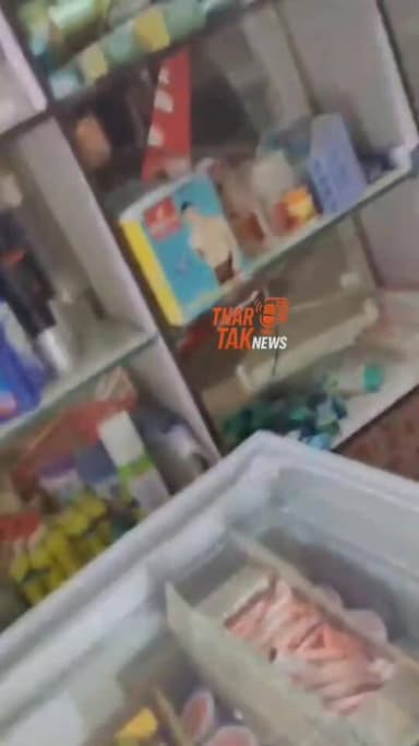 देर रात बाड़मेर में बदमाशों ने एक दुकान में तोड़फोड़ कर नुक्सान किया कहा जा रहा है कि मामूली बात प