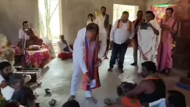 ଟିଟିଲାଗଡ: ସଇଁନ୍ତଲାର ସପ୍ତରୁଷି ଖପ୍ରା ଡୁଙ୍ଗୁରୀ ପୀଠରେ ପବିତ୍ର ପାରାୟଣ କାର୍ଯ୍ୟକ୍ରମରେ ବିଧାୟକ ନବୀନ ଜୈନ ସାମିଲ