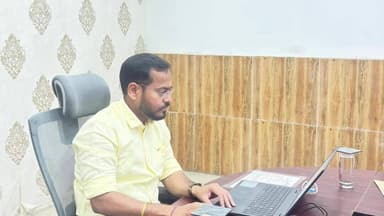 ଲୋଇସିଂହା: ଜିଲ୍ଲାପାଳ କାର୍ଯ୍ୟାଳୟ ସମ୍ମିଳନୀ କକ୍ଷରେ ଜନଗଣନାର ସ୍ୱ-ଗଣନା କାର୍ଯ୍ୟକ୍ରମର ଶୁଭାରମ୍ଭ, ଏପ୍ରିଲ ୧୫ ପର୍ଯ୍ୟନ୍ତ ଚାଲିବ କାର୍ଯ୍ୟକ୍ରମ