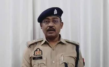 #Etawahpolice #Goodwork जुआ खेल रहे 08 जुआरियों को किया गया गिरफ्तार, कब्जे से 34,000/- नकद (फड़ से ₹28,860 एवं जामातल...