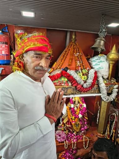 पूर्व मंत्री व विधायक अरविंद पांडेय ने किए मां पूर्णागिरि के दर्शन
टनकपुर/चम्पावत। पूर्व मंत्री व गदरपुर विधायक अरविंद ...