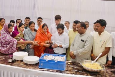 कबीरधाम में सशस्त्र नक्सलवाद की समाप्ति पर खेड़ापति हनुमान मंदिर में भव्य हनुमंत भंडारा, श्रद्धालुओं की सहभागिता
आयोजन स...