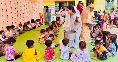 कबीरधाम जिले के खैरबना कला आंगनवाड़ी केंद्र में नेवता भोज आयोजित, बच्चों को मिला पौष्टिक भोजन और पोषण जागरूकता संदेश
का...