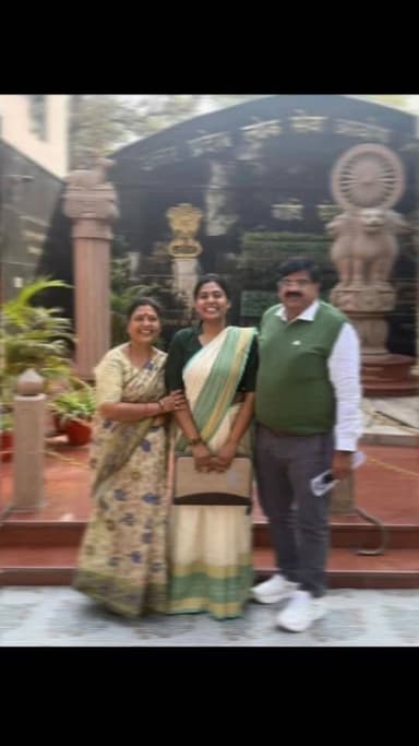 🎉🏆 गर्व का पल! 👏
नगर पालिका परिषद जसवंतनगर एवं इटावा के पूर्व अधिशासी अधिकारी श्री अनिल कुमार जी की बेटी अक्षिता का PCS ...