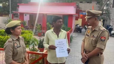 झांसी में एक व्यक्ति के साथ हुआ साइबर फ्रॉड,, प्रेम नगर पुलिस ने की मदद,,4,50,000 रुपय कराए वापस,, #JhansiPolice