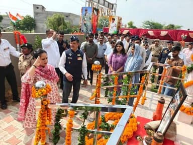 फ्लाइट लेफ्टिनेंट सिद्धार्थ यादव स्मृति वाटिका का किया लोकार्पण
हरियाणा सरकार में स्वास्थ्य मंत्री आरती सिंह राव ने लेफ...